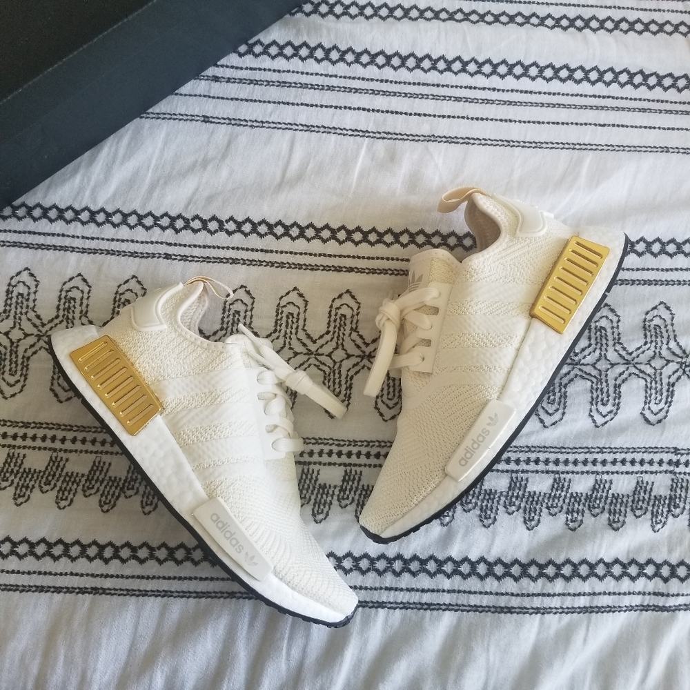 ADIDAS NMD R1 Cream Knit Metallic Gold Plug - Picture 3 of 6